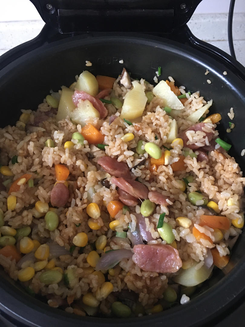 腊肠闷饭(电饭锅版)