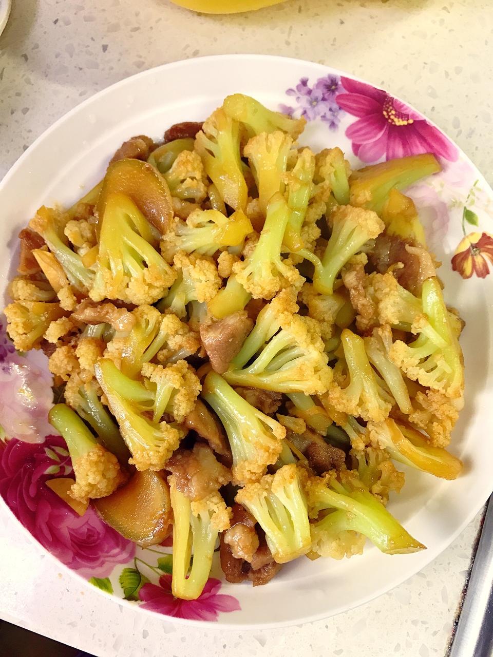 老夏天-1做的家常炒菜花