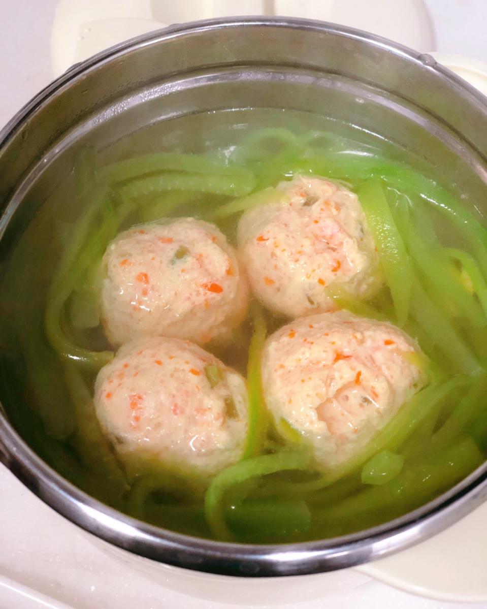 黄瓜鸡肉丸子汤 宝宝辅食食谱