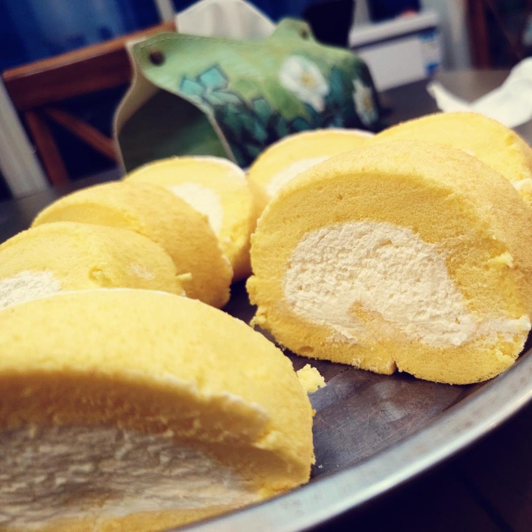 【视频食谱】原味基础蛋糕卷