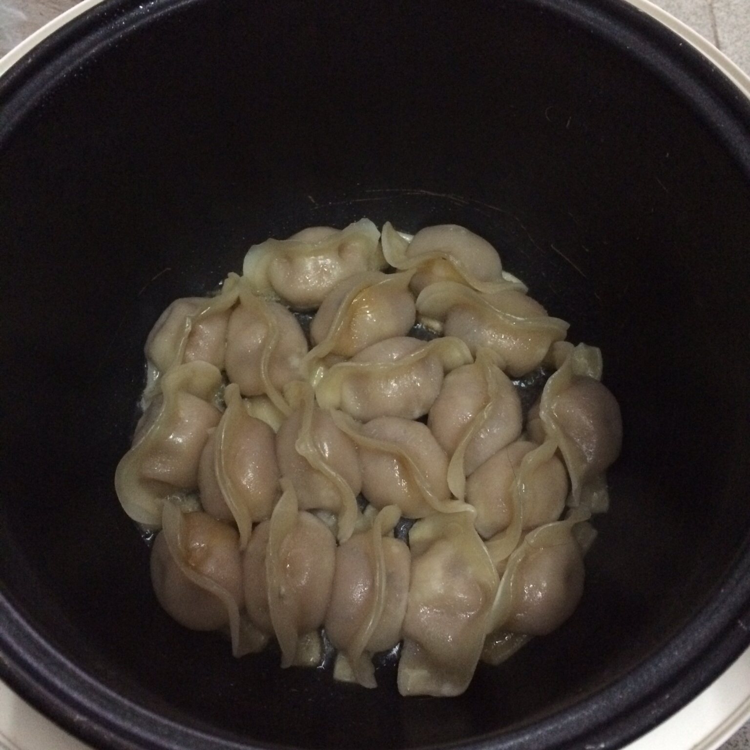 电饭煲煎饺