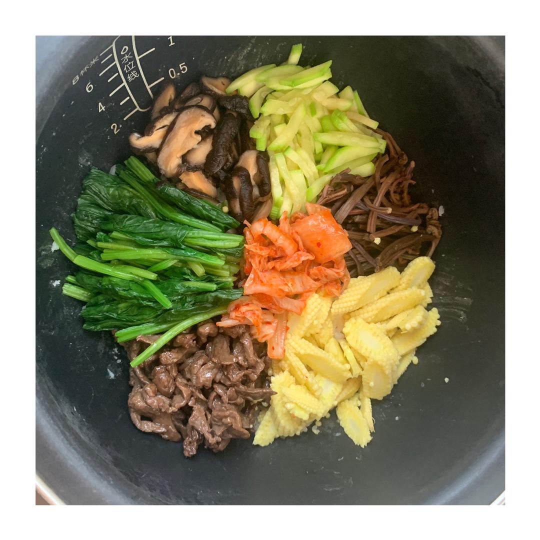 超简单韩式拌饭（秘制拌饭酱）