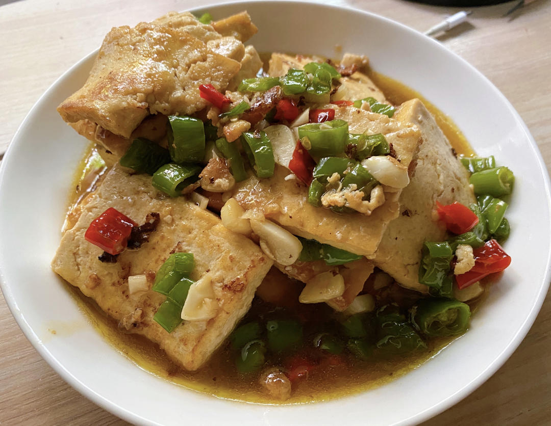 厨师长教你：“懒人烧豆腐”的家常做法，很简单懒人的做法，收藏