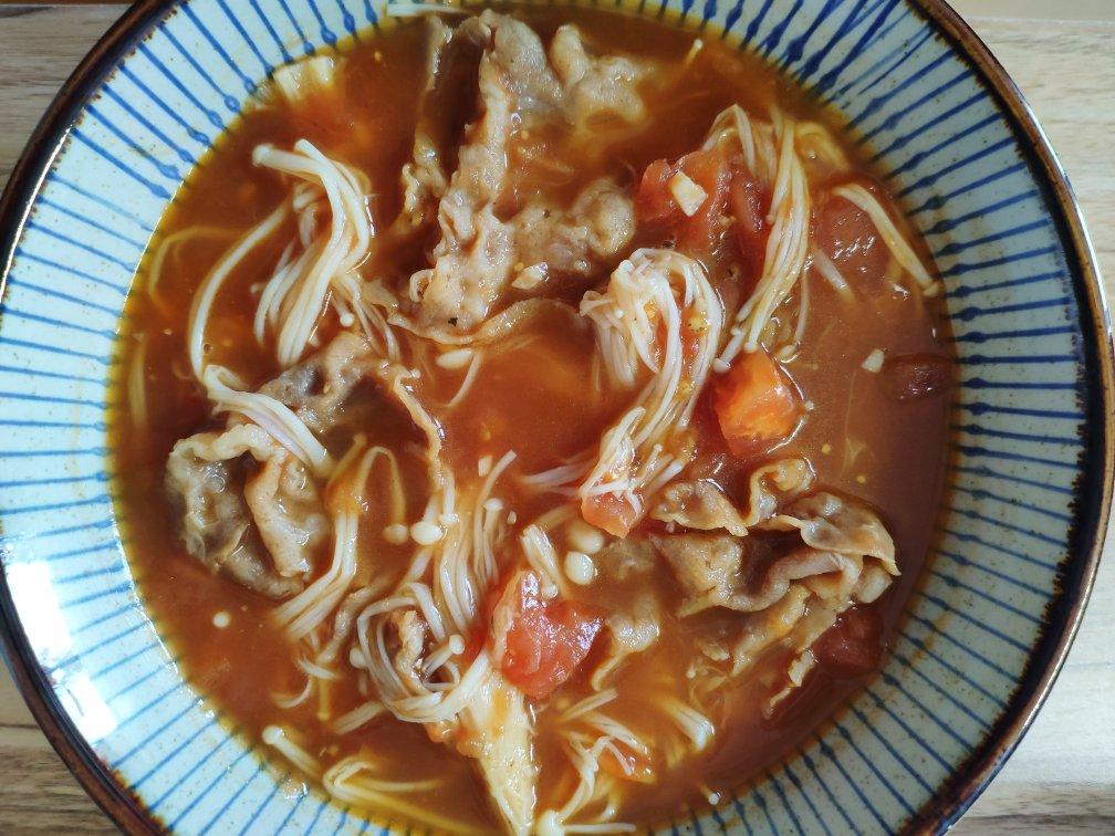 十分钟搞定秘制番茄金针菇肥牛卷