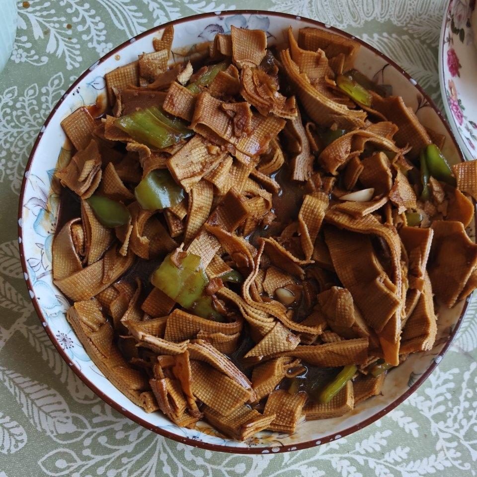 不用厨艺的尖椒干豆腐