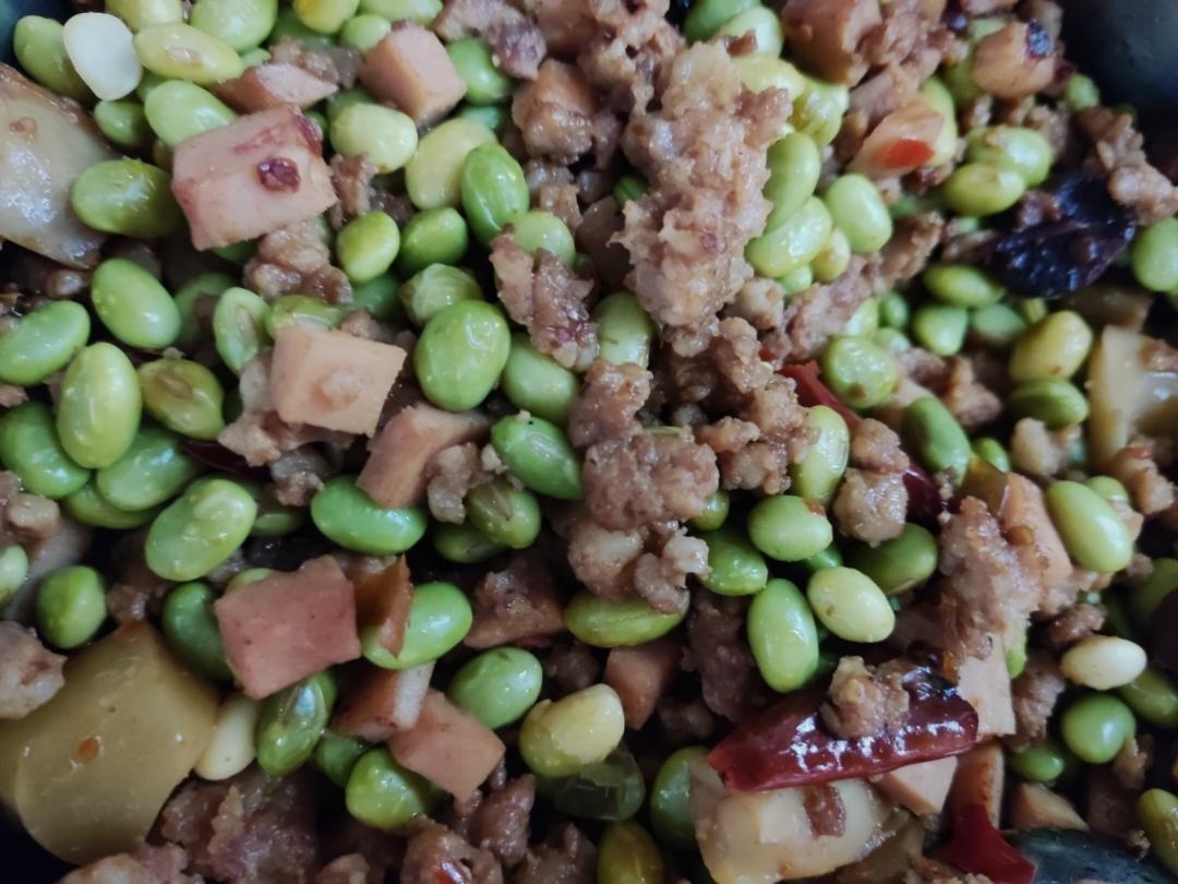 青豆辣炒肉末