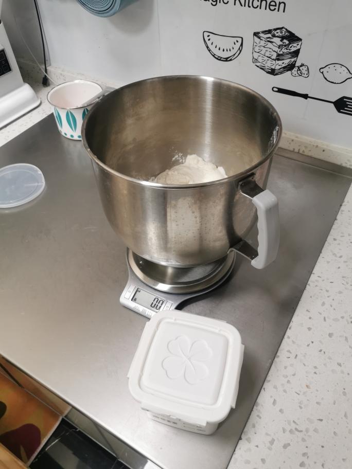 纯奶手撕吐司的做法 步骤1