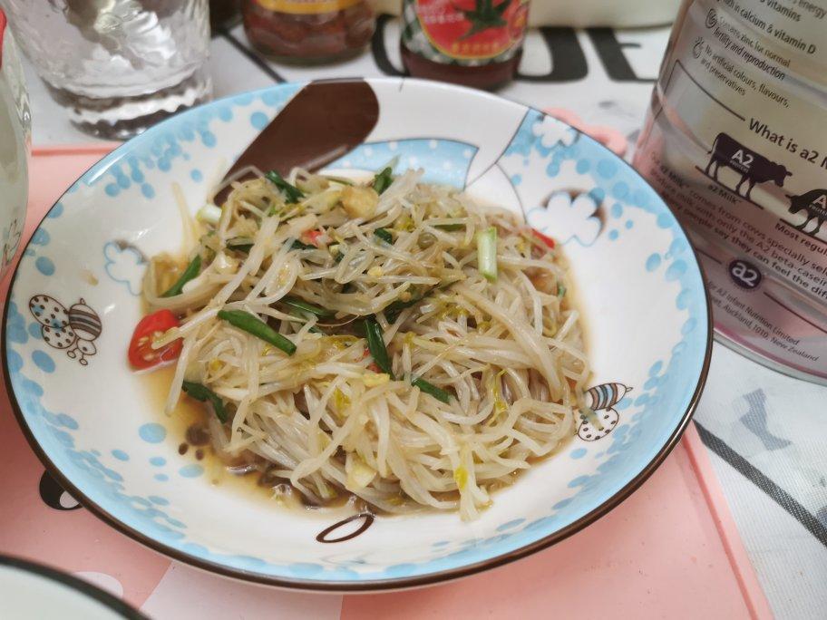 素炒黄豆芽