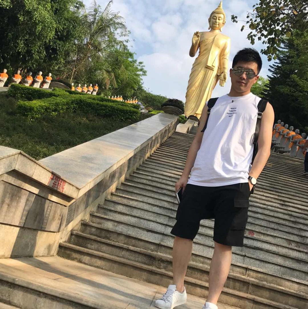 环游世界的啊宏
