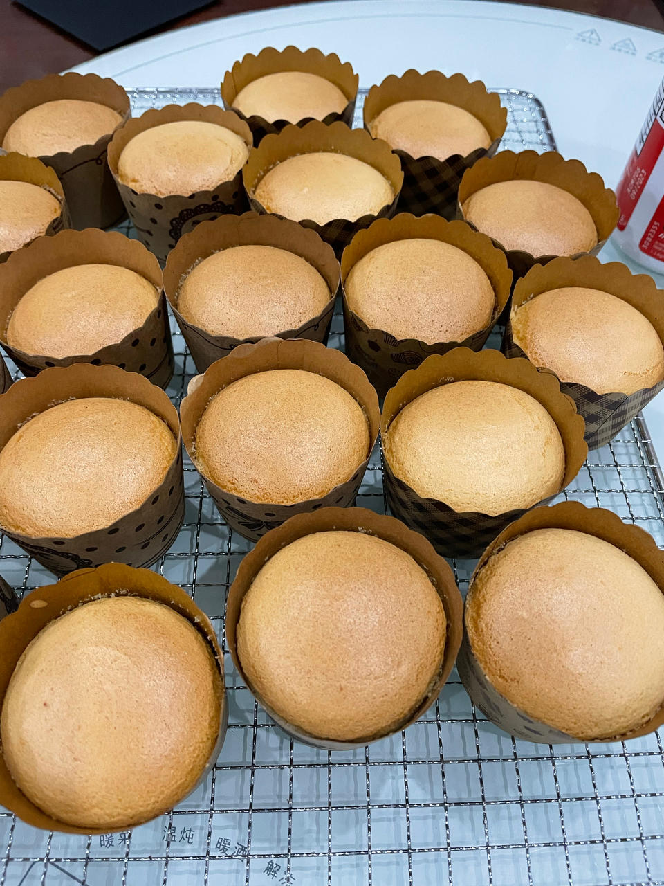 凉了也不回缩的戚风纸杯蛋糕🍰超级绵软 适合宝宝吃哦