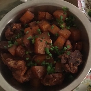 【电饭煲土豆焖排骨】