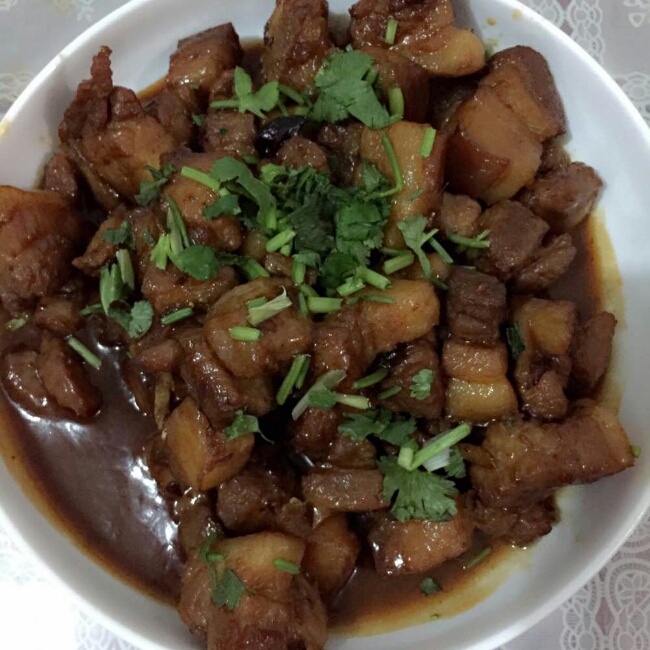 不焯水不放油的家常红烧肉