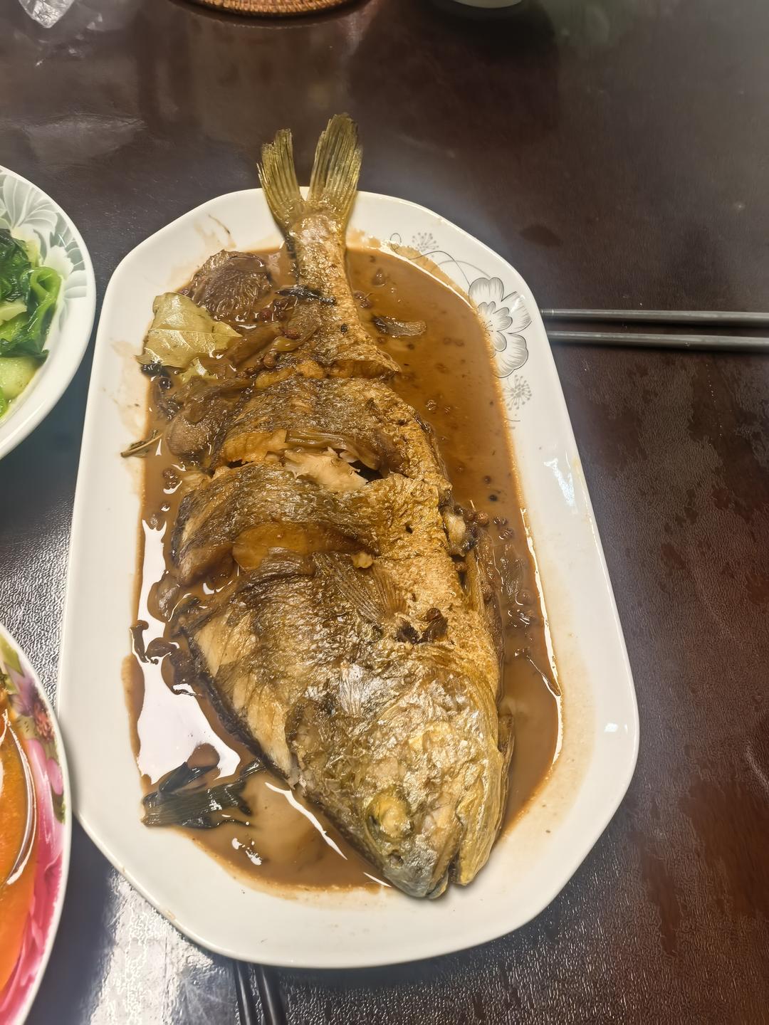 私房红烧黄花鱼，边吃边想念~