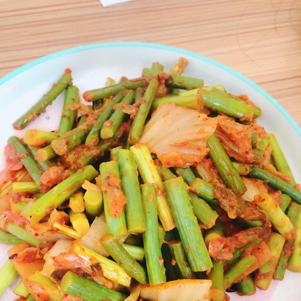 蒜苗炒鸡蛋
