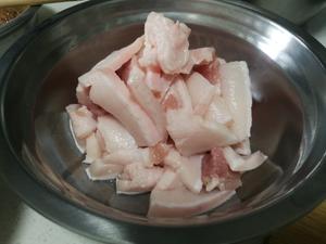 青椒盐煎肉（简易版）的做法 步骤1