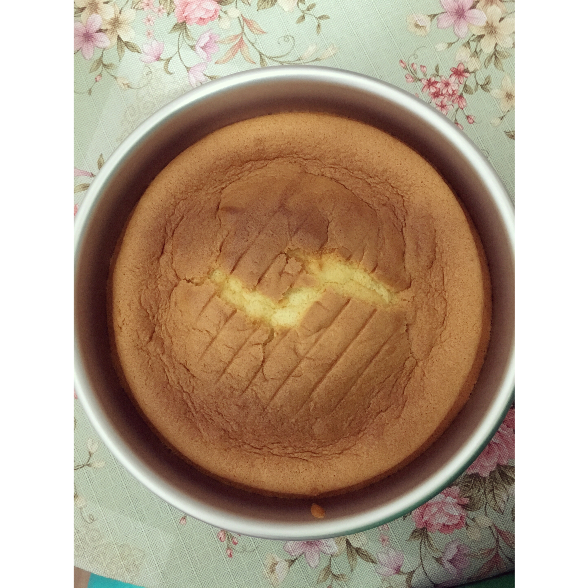 烤箱做蛋糕（戚风蛋糕的做法）