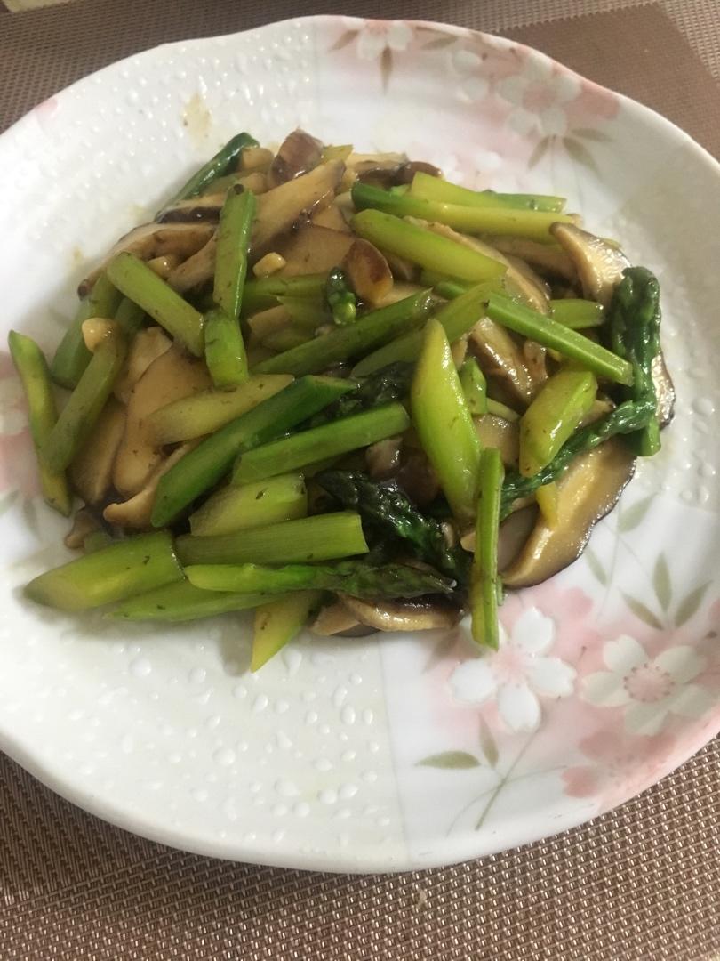 蚝油香菇芦笋
