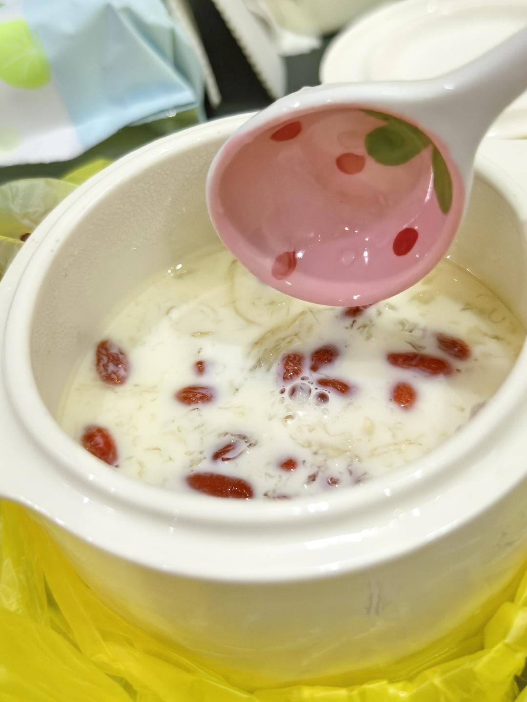 超正牛奶燕窝