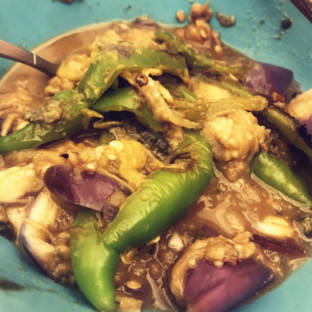 皮蛋擂青椒茄子(夏天必备的凉菜单品)