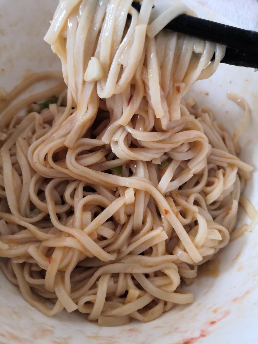 简单油泼面的做法