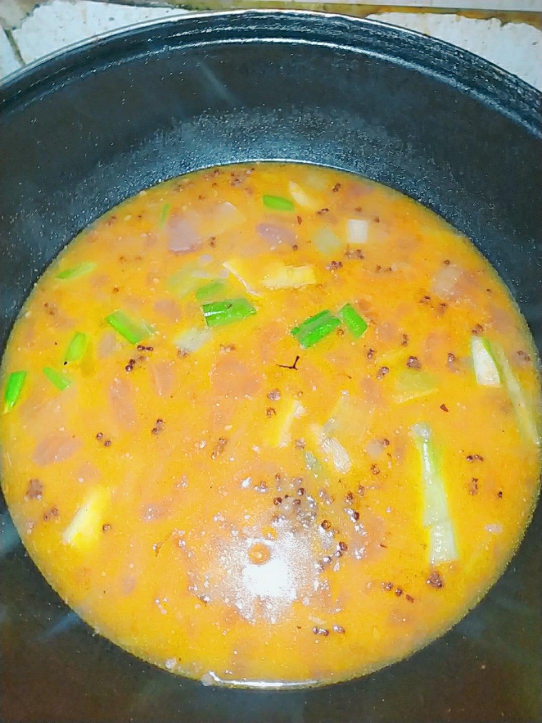 在家制作正宗的番茄火锅底料，味道超正