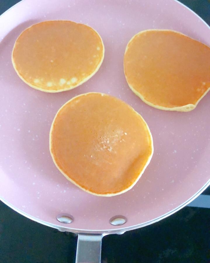 一口平底锅就搞定的松饼🥞