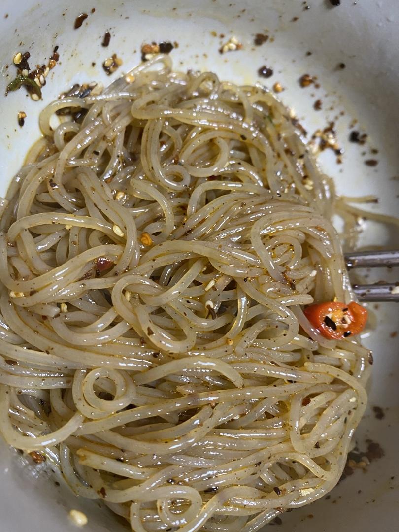 2块搞定Q弹顺滑的凉拌酸辣土豆粉💥 好吃到飙泪。