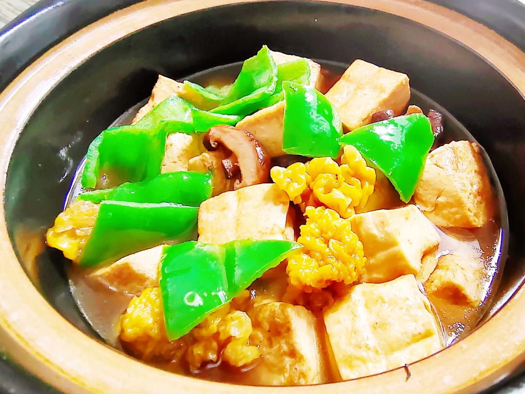 金耳豆腐煲