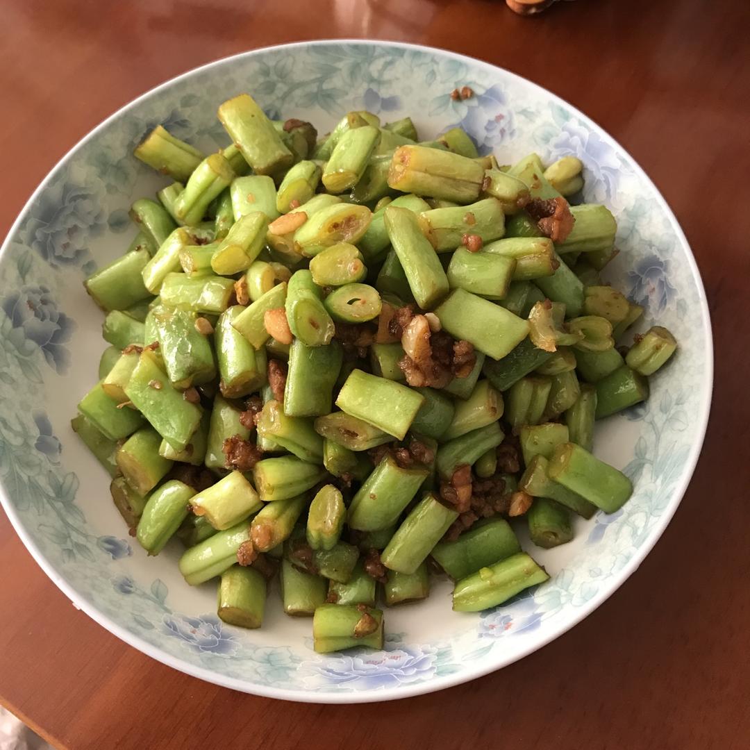 肉沫豆角下饭菜