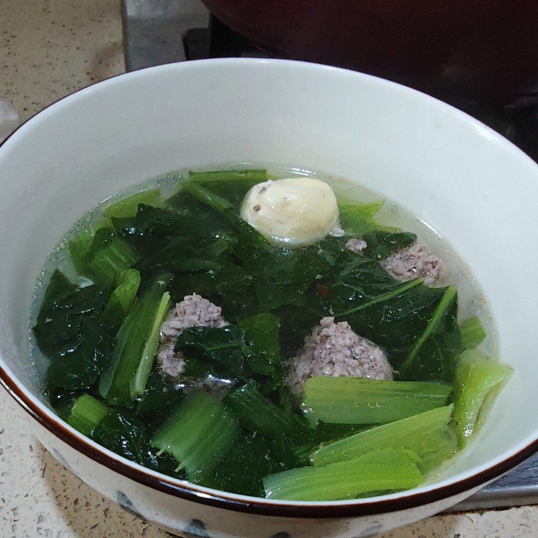 小白菜汆丸子