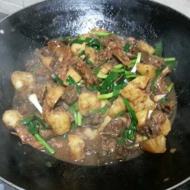 土豆烧大鹅