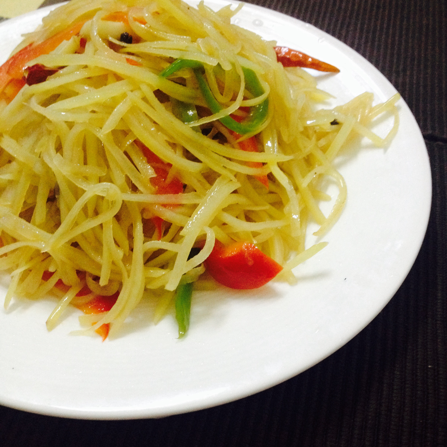 oo0o微笑的鱼做的酸辣土豆丝