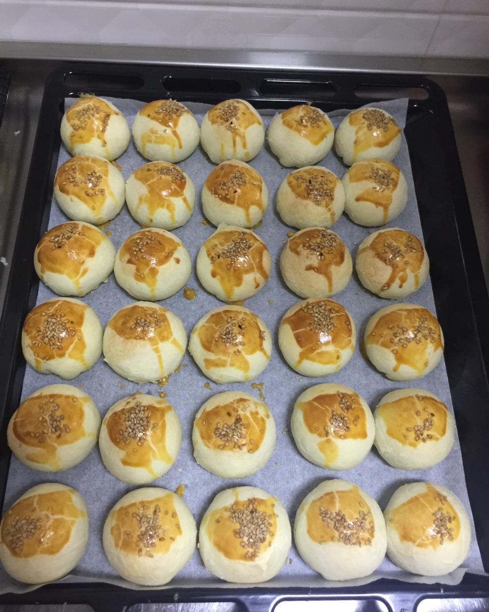 蛋黄酥~紫薯、抹茶、原味~花好月圆，中秋快乐~内附一次做六色蛋黄酥方法~