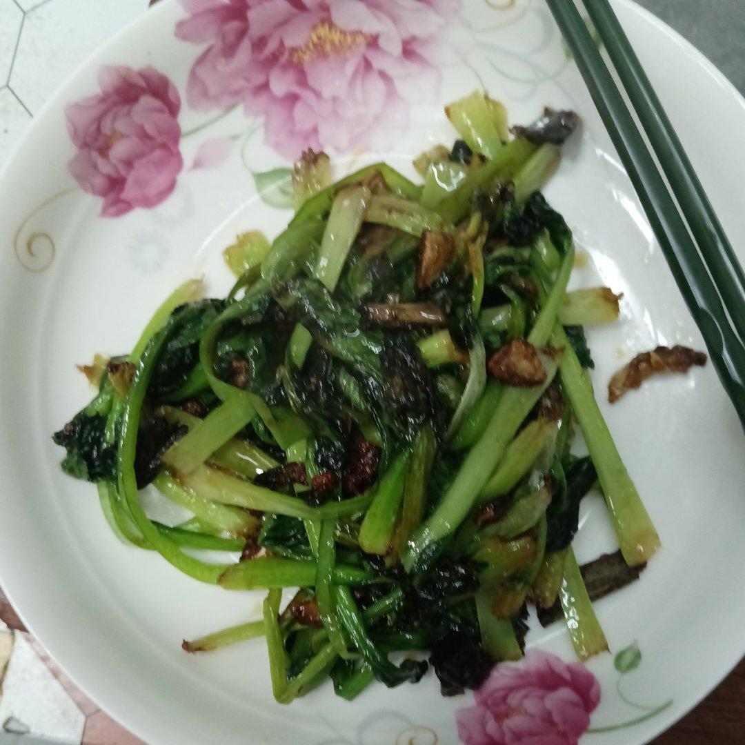 蚝油蒜香菊花菜