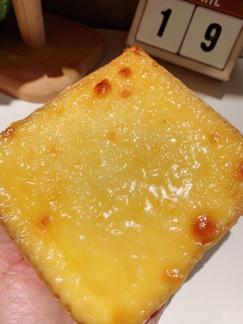 零失败快手岩烧乳酪(熔岩吐司)十分钟网红早餐，好吃哭