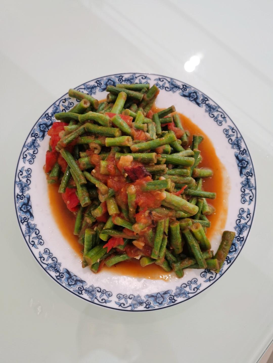 明日便当之能吃3碗饭的西红柿豇豆
