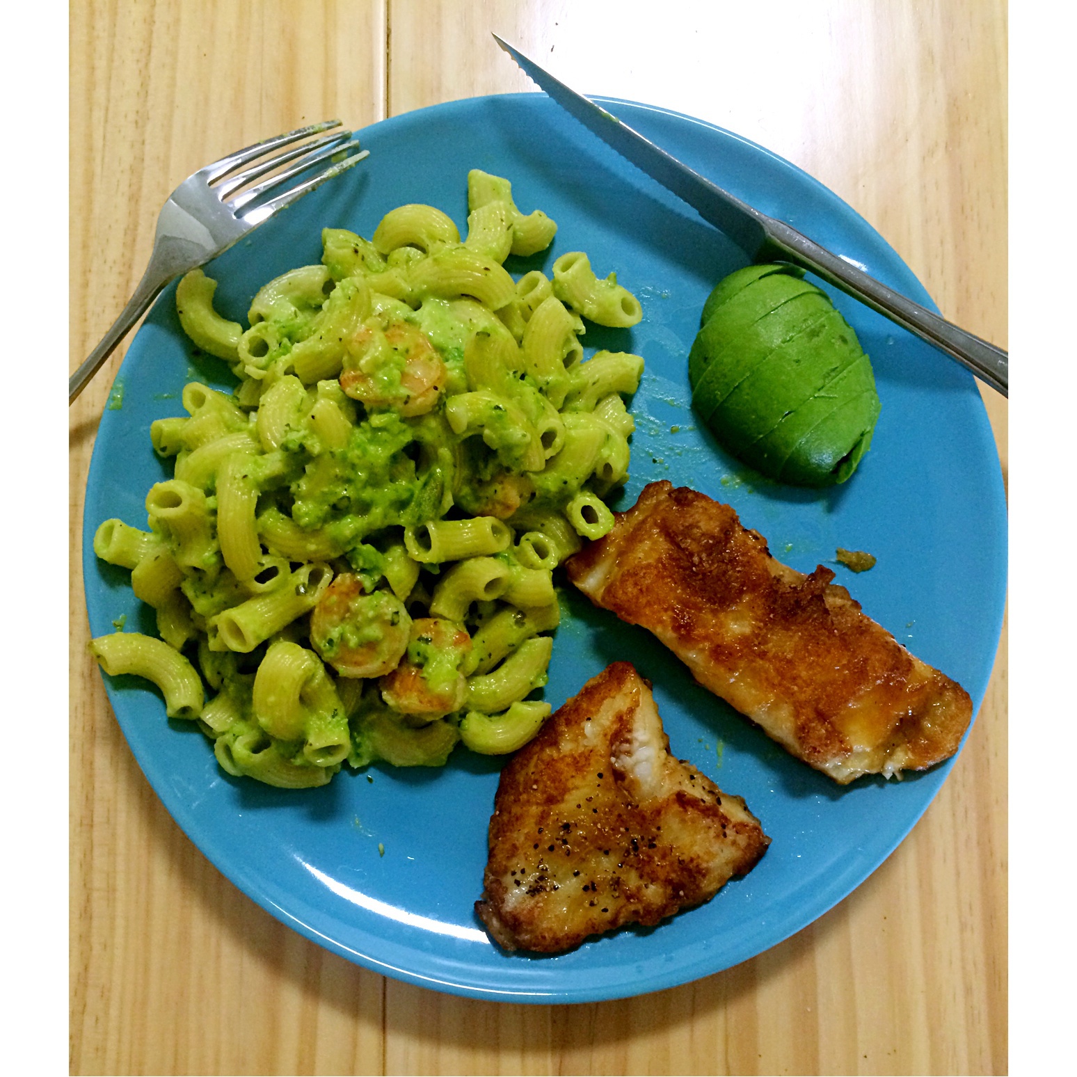 虾仁牛油果意面