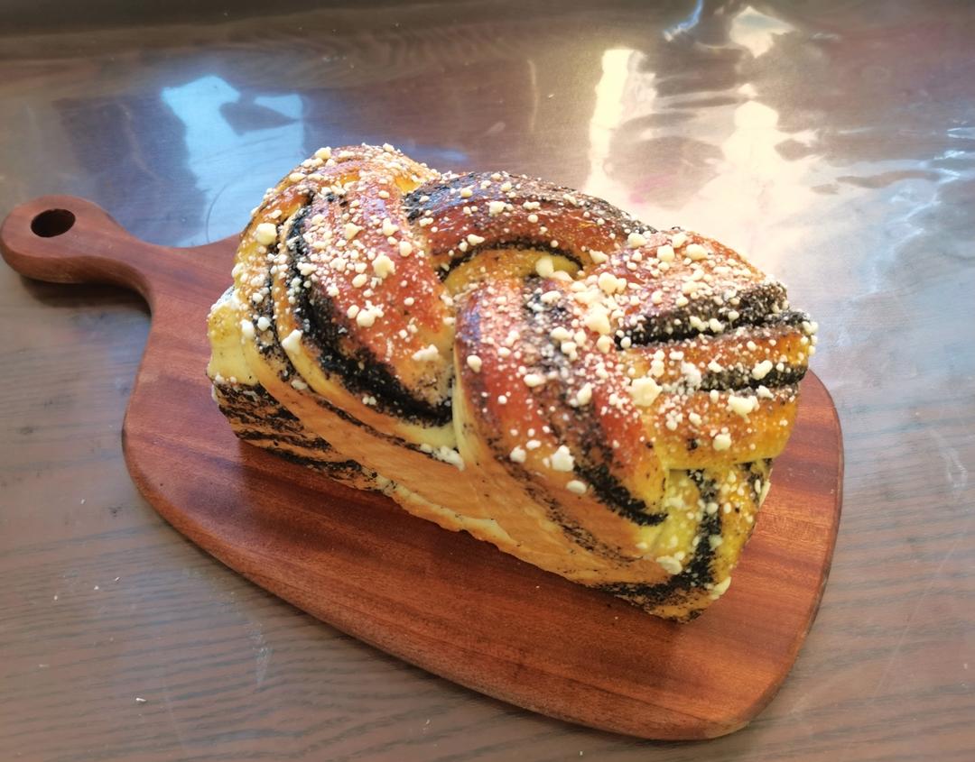 黑芝麻酥粒吐司！养生又美味！