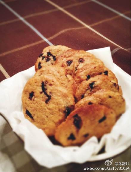 白兰地渍黑樱桃软曲奇