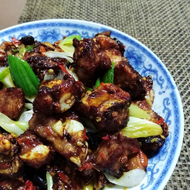 焦香排骨