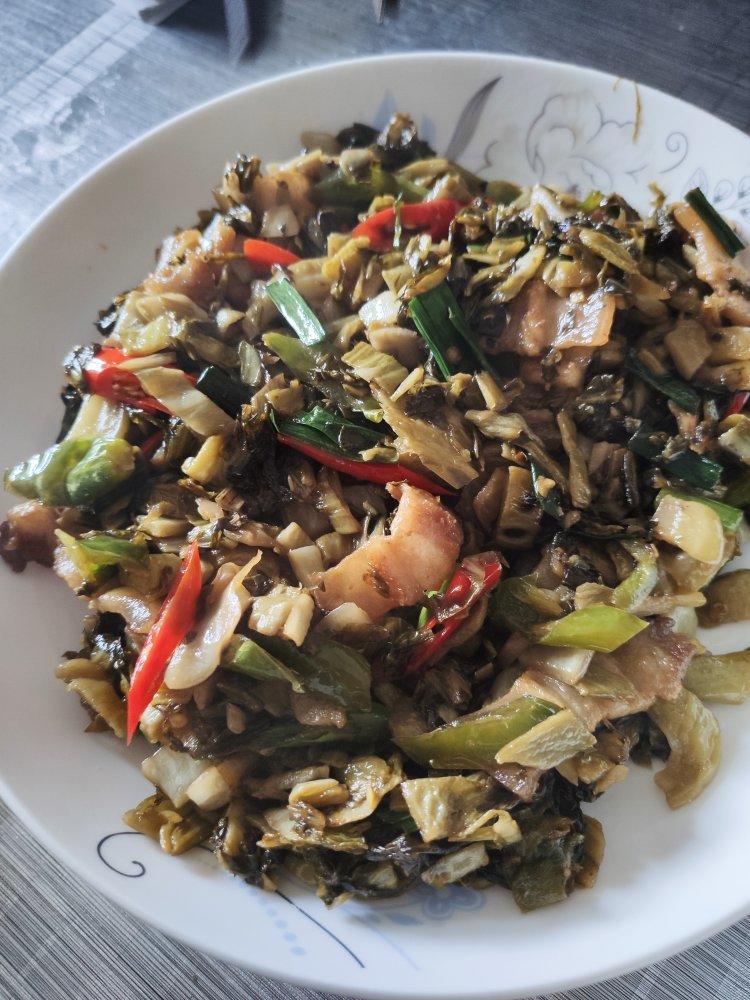 酸菜炒肉丝