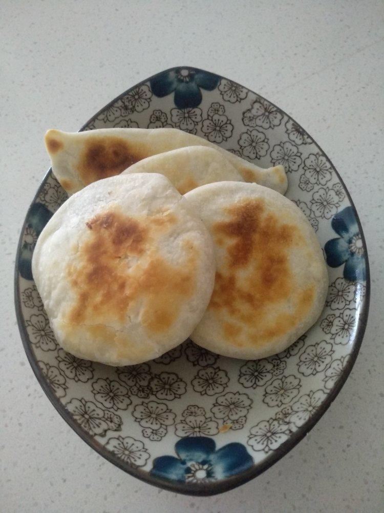 要多软就有多软的烫面芝麻小糖饼，甜到心窝❤️