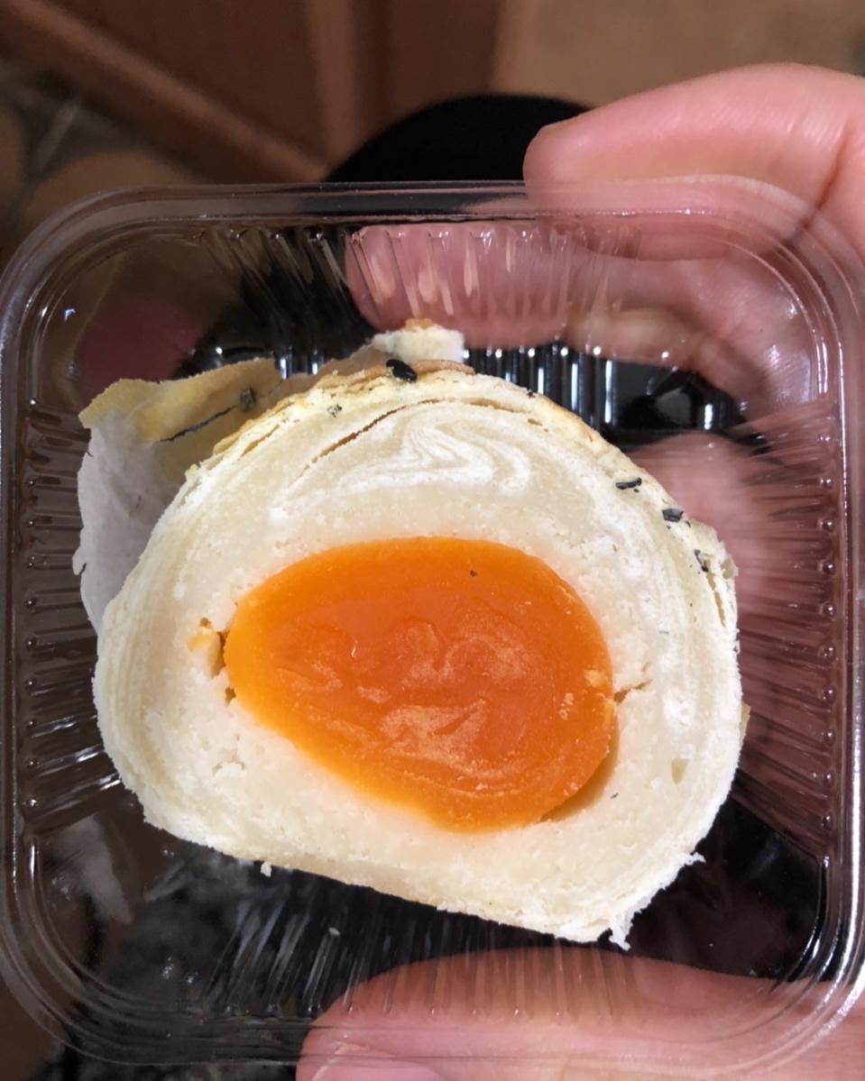 蛋黄酥