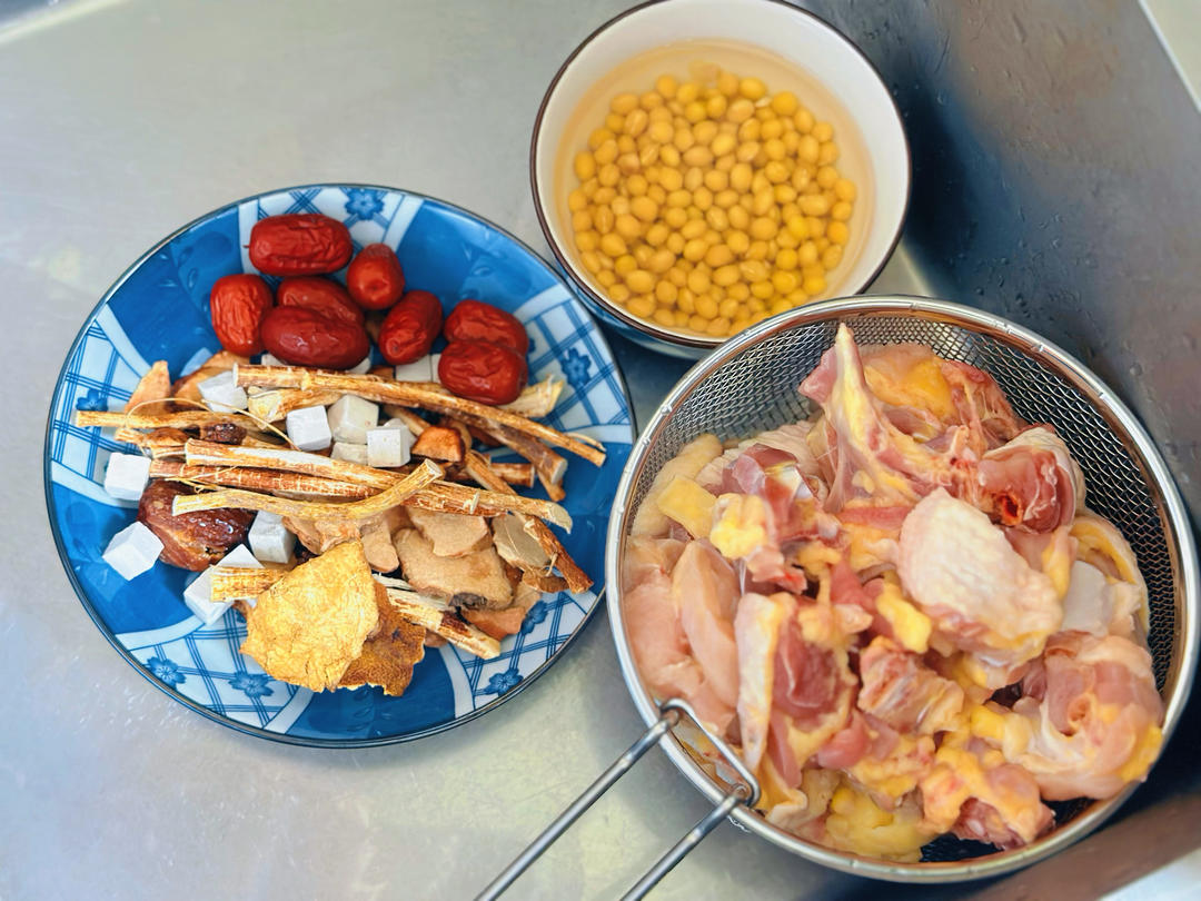 莫氏鸡煲（完美复刻版）