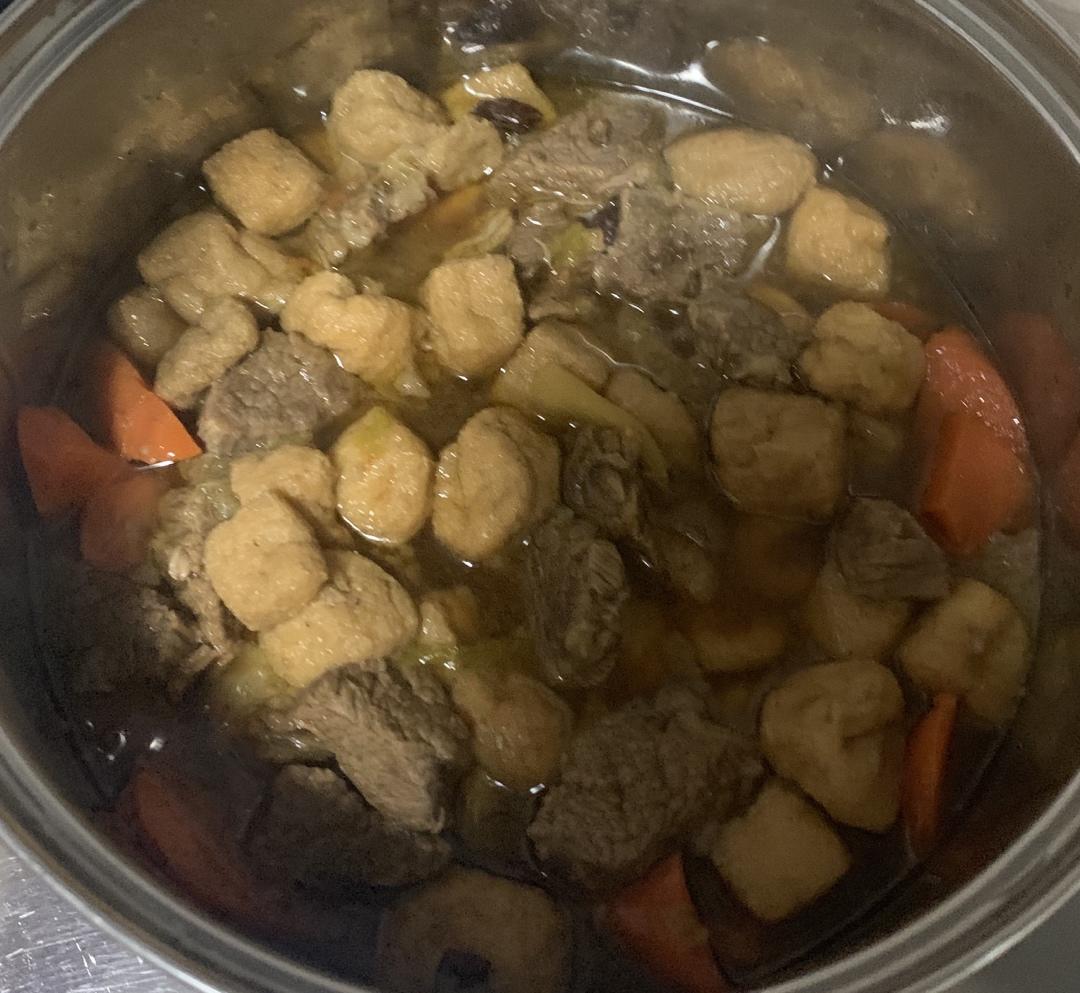 牛肉炖土豆