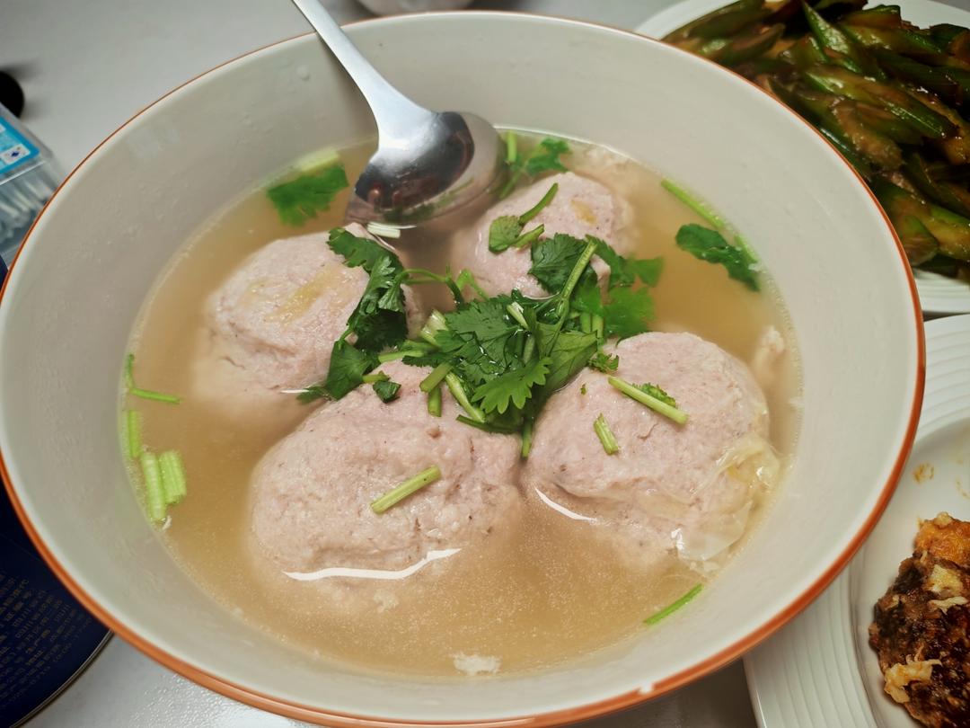 淮扬名典-清炖狮子头