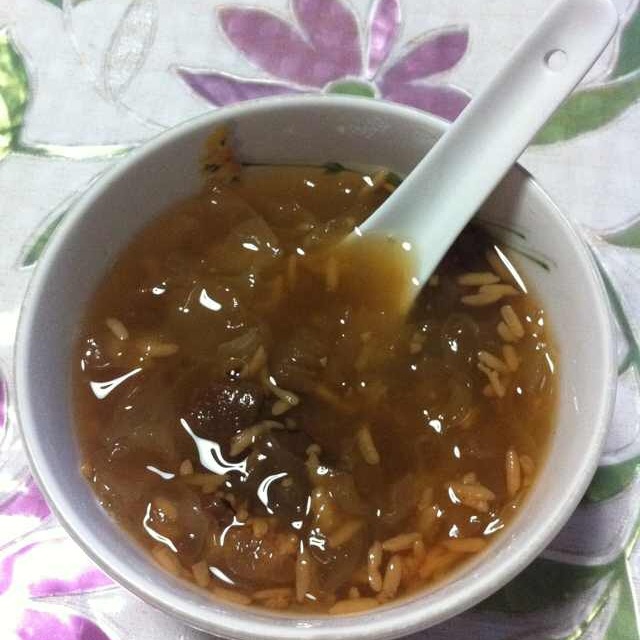 红枣银耳汤