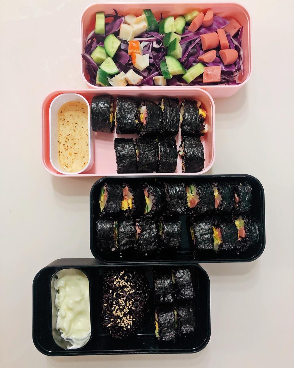 紫菜包饭&青瓜蟹柳鸡蛋沙拉