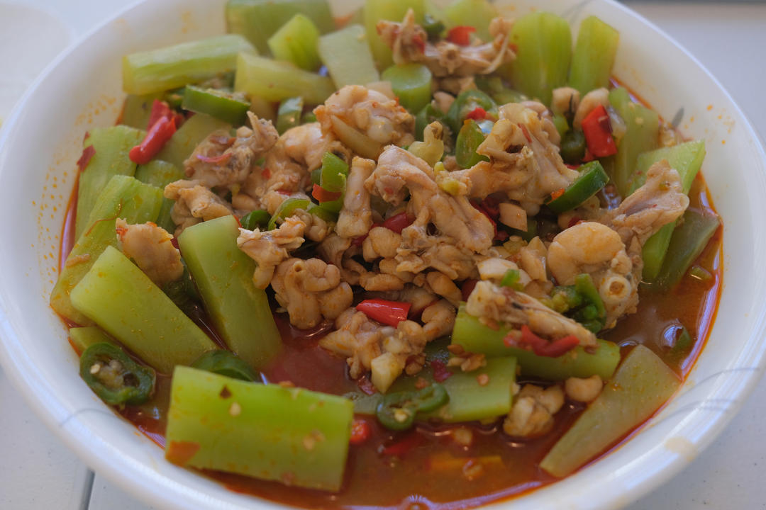 厨师长教你：“泡椒牛蛙”的家常做法，色香味俱全，赶紧收藏