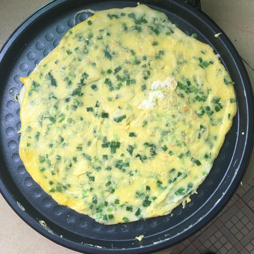 作死么做的电饼铛韭菜鸡蛋香葱煎饼无油